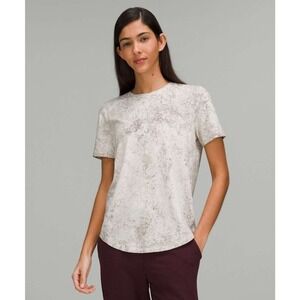 Lululemon Love Crew Short Sleeve T-Shirt Cirrus Wash Raw Linen Rover Grey 4